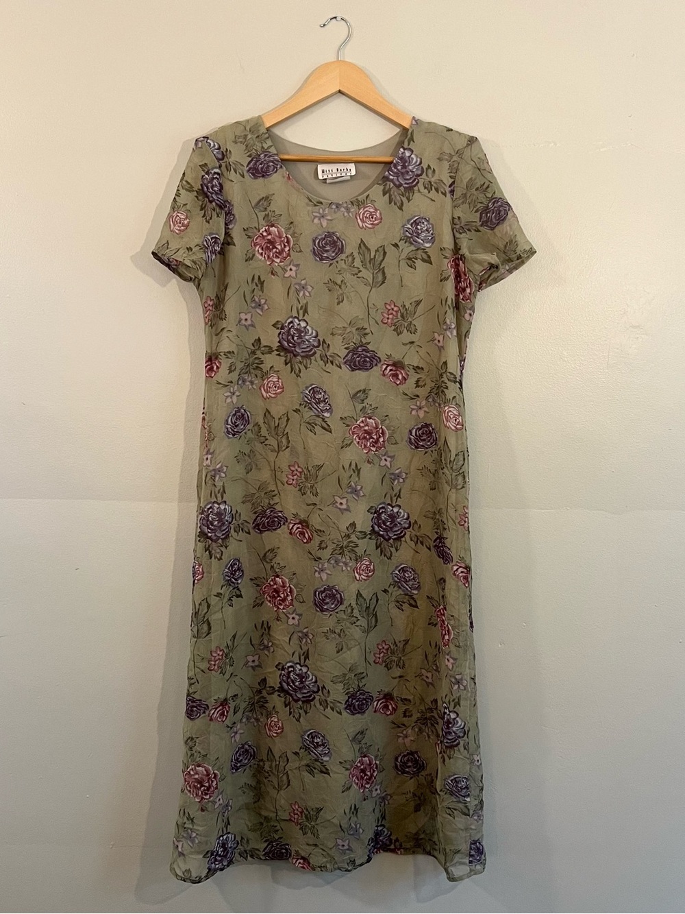 Vintage Miss Dorby green floral midi dress 1990’s elegant fairy garden party